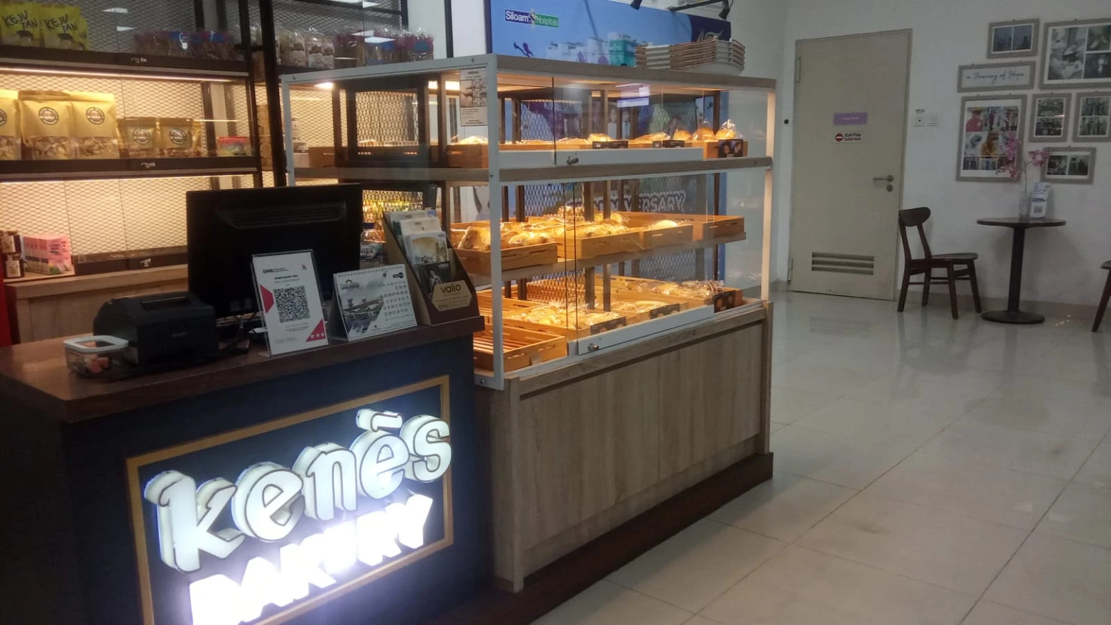 Kenes Bakery RS Siloam